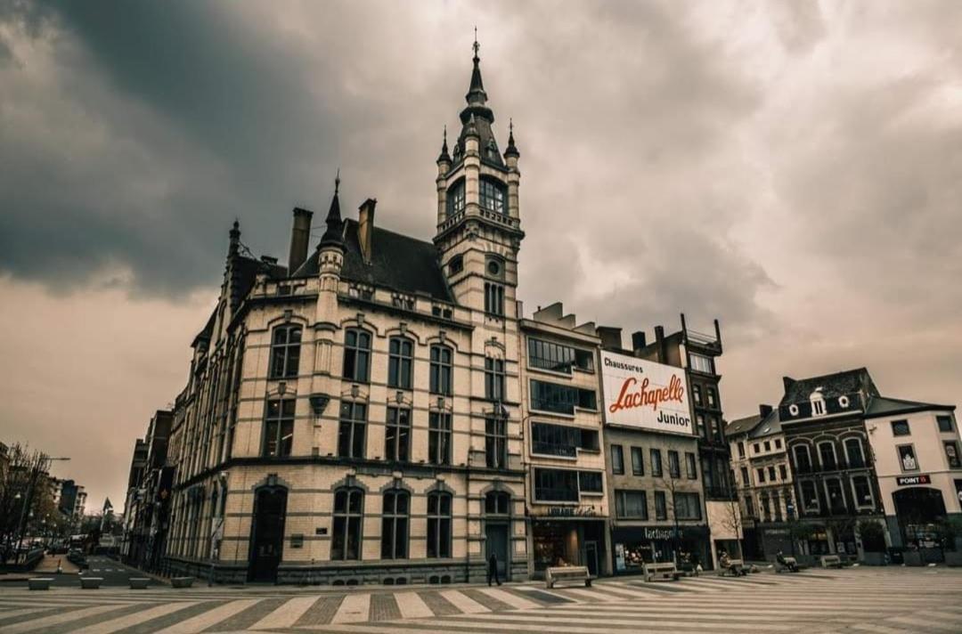 Le Bonheur 1&2 Parking Wifi Ménage Netflix Gratuits Charleroi